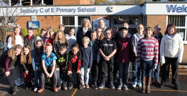 MP Gets Tenbury Primary Quizzing 